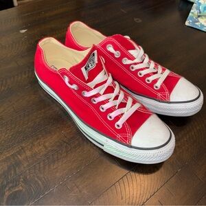Men’s size 9Converse Low Top Canvas Sneakers - Red and White